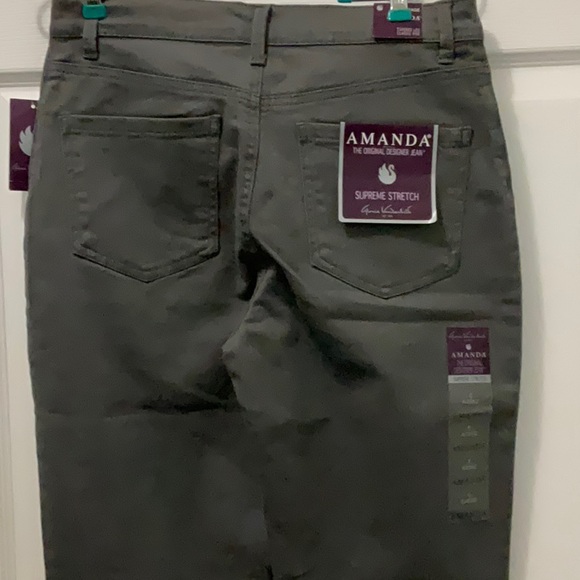 Gloria Vanderbilt Amanda Super Stretch Jeans - Picture 4 of 6